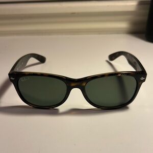 Ray-Ban New WayfarerTortoise Frame Sunglasses